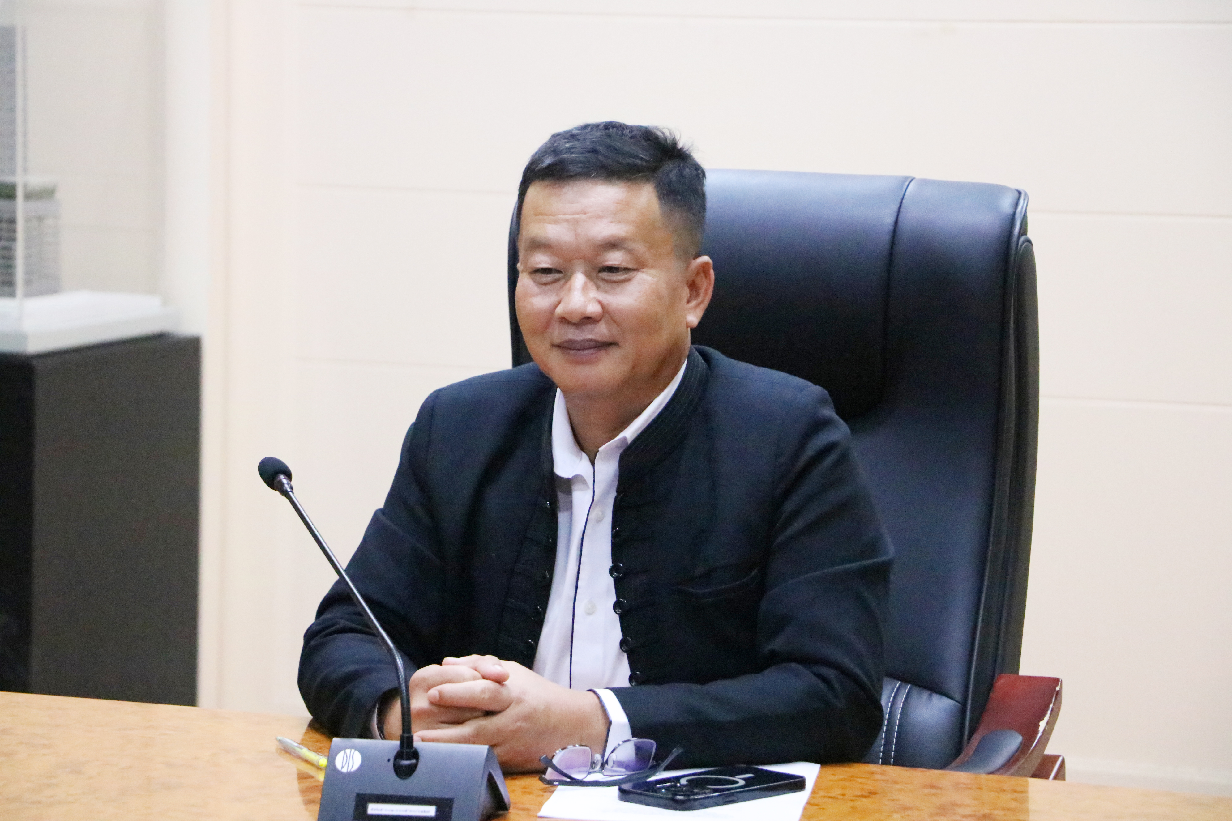 title - ส.ป.ก. ประชุมติดตามการฝึกอาชีพของนักศึกษาภายใต้ความร่วมมือโครงการผลิตและพัฒนากำลังคนคุณภาพสูงเพื่อรองรับอัตราที่ขาดแคลนตามความต้องการของส่วนราชการ (สาขาวิชาเทคนิควิศวกรรมสำรวจ)